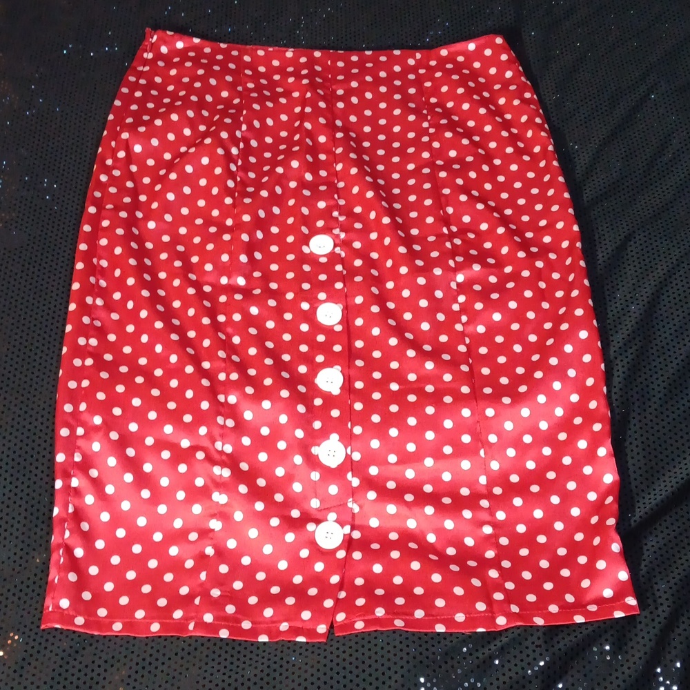 Silky Red & White Polka Dot Midi Pencil Skirt With Buttoned Back Slit (M/40)